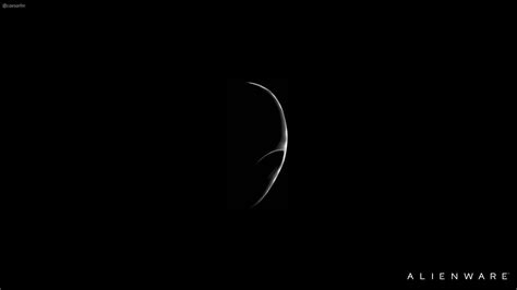 Toradh íomhá ar Alienware Black Box Computer