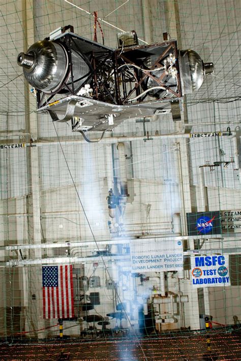 Robot Moon Landing に対する画像結果