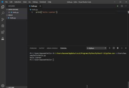 Image result for Visual Studio Code HelloWorld Python