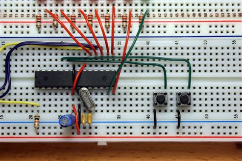 Toradh íomhá ar Arduino Uno Tutorial Basic Circuit Breadboarding