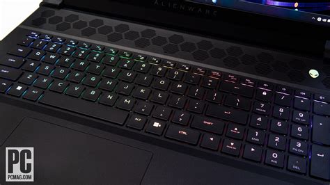 Alienware M18 Yellow Power Button に対する画像結果