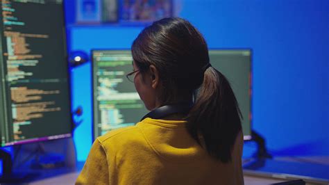 Afbeeldingsresultaten voor Python Code Older Code