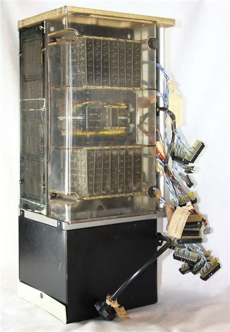 First Computer Memory に対する画像結果