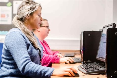 Computer Tutorials Free に対する画像結果