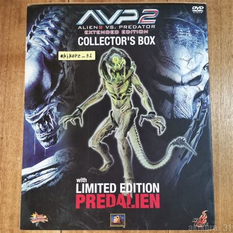 Image result for Alien vs Predator Shadow Box
