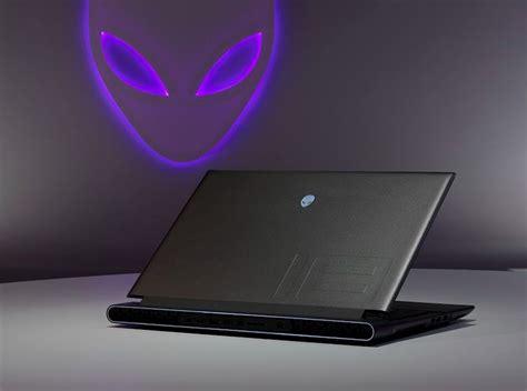 Afbeeldingsresultaten voor Alienware Portable PC