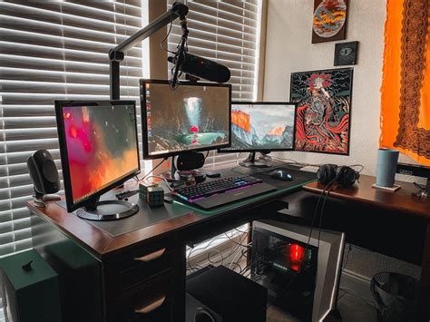 40 Workstation Setups That We Really LikeInterior Design Ideas.
