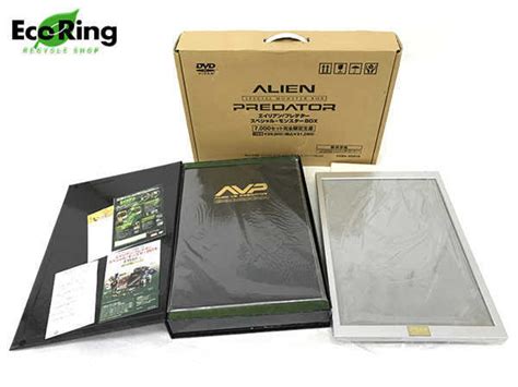 Alien vs Predator Shadow Box に対する画像結果