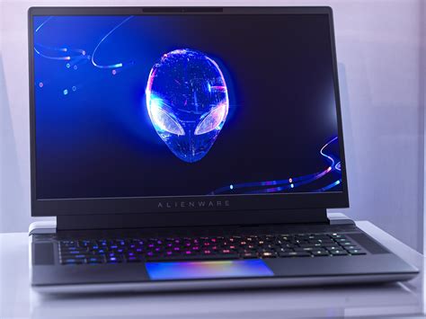 Afbeeldingsresultaten voor Alienware Portable PC