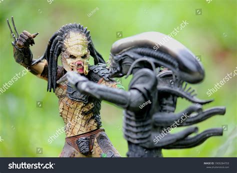 Afbeeldingsresultaten voor Alien vs Predator Pyramid