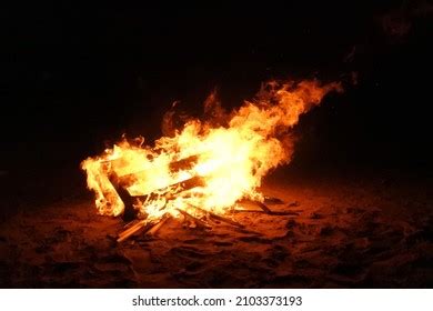 Long Flames Video に対する画像結果