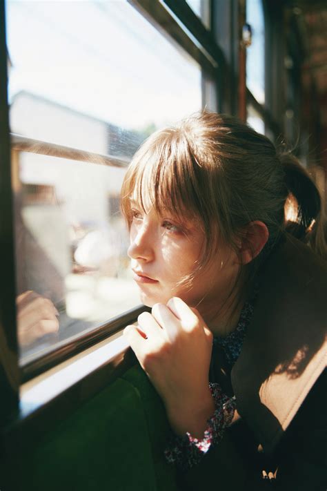 【話題です！】トラウデン直美1stフォトBOOK、「スゴイ特典」の中身 - CanCam.jp（キャンキャン）