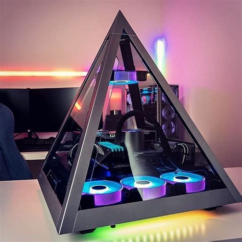 Image result for Alienware PC Pyramide