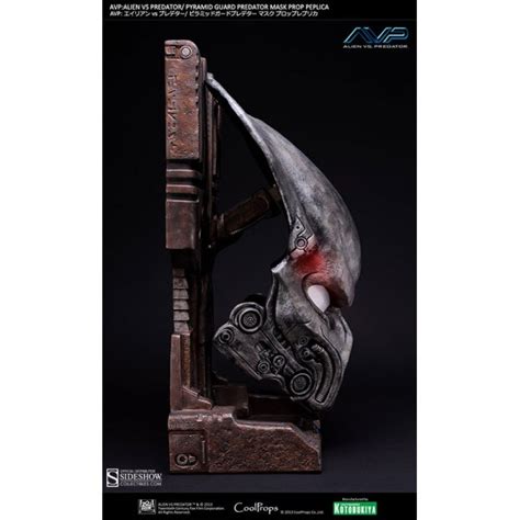 Afbeeldingsresultaten voor Alien vs Predator Pyramid