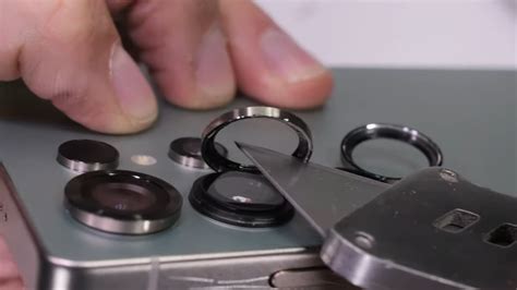 Durability test reveals Galaxy S25 Ultra's camera rings can pop off ...
