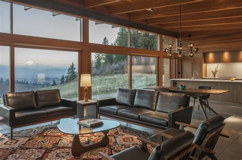 Hood River Modern - Hammer & Hand