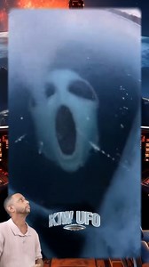 🧊 Alien gris captado bajo el hielo en la Antártida… ¿hallazgo real o simple montaje? #KiwUFO #Misterios #FBLifestyle | Kiw ufo Leyendas y Especies