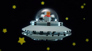 What’s space exploration without any aliens? 👽 Our Alien spaceship is fun and easy to make. Build it using basic elements. http://lego.build/SpaceShuttleExplorer | LEGO