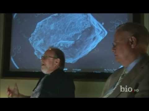 Amazing footage of Doctors finding and removing first ever real alien implant