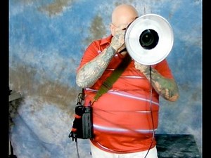 Angry Photographer: ALIEN BEES serious portable POWER!! Vagabond Mini & ABR800 Ringlight !