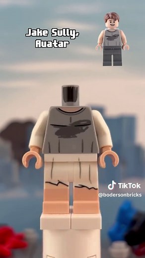 Build Invincible LEGO Sets: Nolan Grayson & Friends