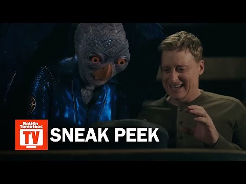 Resident Alien S04 E04 Sneak Peek | 'Harry's Human Form Is Repulsed By Heather'