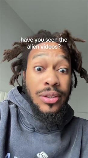 what do you think? #aliens | ripping off face mask alien