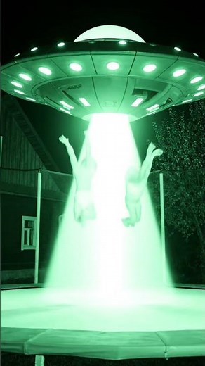 🛸👶👽 UFO Kidnaps Toddler & Alien Mid Flip — Night Vision Capture