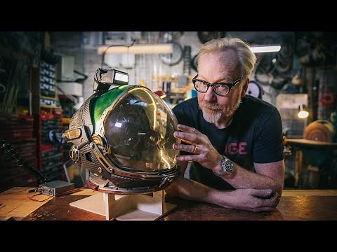 Adam Savage's Alien: Covenant Spacesuit Helmet!