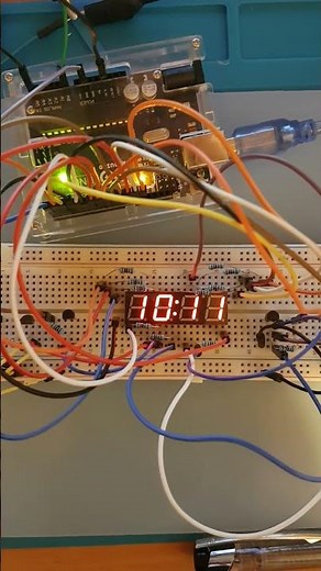 Drive 4 Digit 7 Segment Display Using Arduino