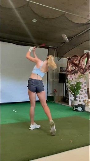 Amazing Golf Swing you need to see | Golf Girl awesome swing | Golf shorts | Lilia Schneider