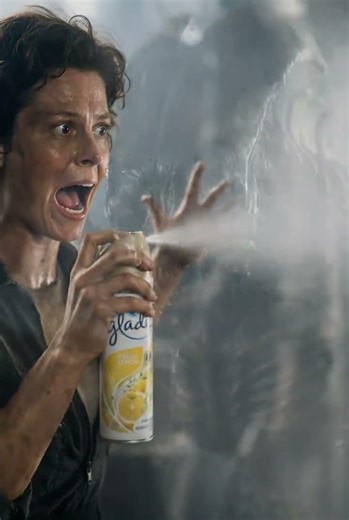 Ellen Ripley’s Secret Weapon vs. Alien! 🍋👽 | Aliens Parody