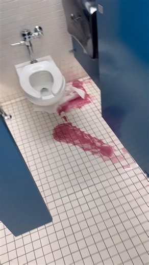 Aura farming an alien murder scene #penspinning