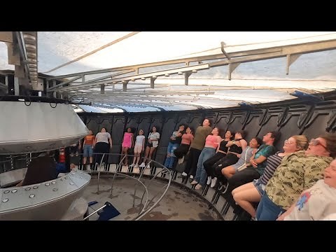 Alien Abduction classic gravitron ride at Bluegrass Fair (June 19th, 2022)