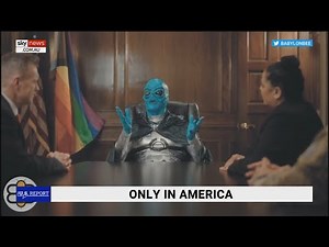 Comedy skit mocks how humans would explain gender pronouns to aliens