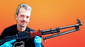 Firearms Expert Reacts To Fallout 3’s Guns