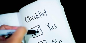 How to work with checkboxes in React