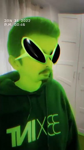 If Aliens made FIRST CONTACT with a BEATBOXER