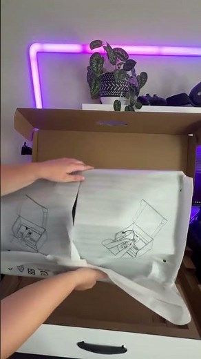 Add a dual resolution gaming monitor to your setup