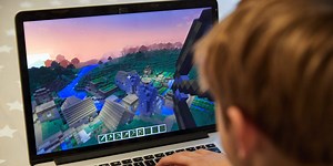 How to install 'Minecraft' mods and resource packs to completely reinvent your game