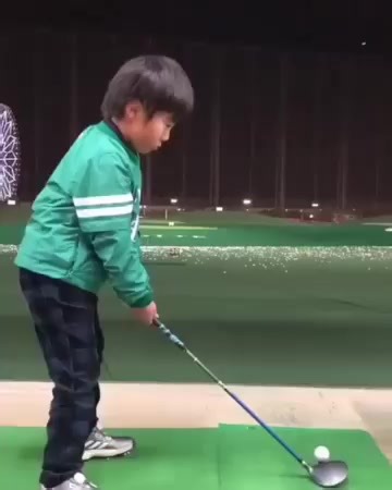 Kota is playing golf all day with Alien Pros Blue Waves Golf Grip Tape! 🌊⛳️ Check this out at alien-pros.shop ✅️ #alienprosgolf #golf #golfswing #golfer #golfcourse