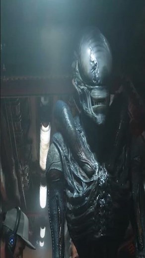 Fede Alvarez Talks Human Influence Of Xenomorph Design