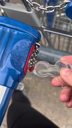 Ik laat jullie even zien hoe simpel dit is. Ze zijn is 3 verschillende vormen te bestellen 2 rassen hond en paarden ook binnenkort de gewone waar niks op staat #betaalbaarwinkelen #winkelen #winkelwagen #winkelwagentje #winkels #like #handig #makkel #esy #fyp #foryou #foryoupage #fypシ #fy #omg