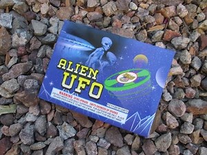 World Class Fireworks - Alien UFO aerial spinner