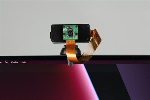 Plug-and-play Raspberry Pi USB webcam #piday #raspberrypi