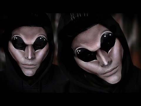 Simple Alien Halloween Makeup Tutorial