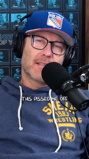 Michael takes issue with a blog ranking. #smallville #season7 #talkvillepodcast #thecw | Talk Ville Podcast