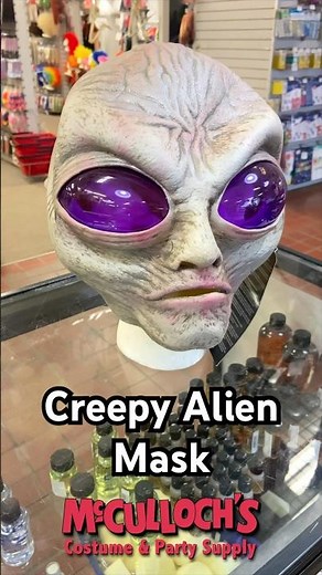 Awesome but Creepy Alien Mask. #shortvideo #costume #alien