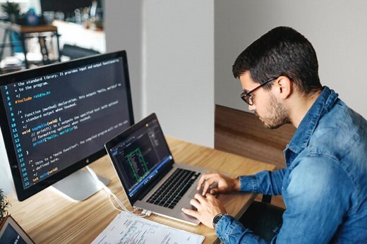 How To Write Your First Hello World Program In C - Udemy Blog