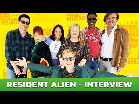 Resident Alien Cast Have Way Too Much Fun Talking About Hit Series at SDCC